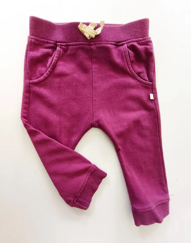 Jogging. smile. talle: 6 - 9 meses.