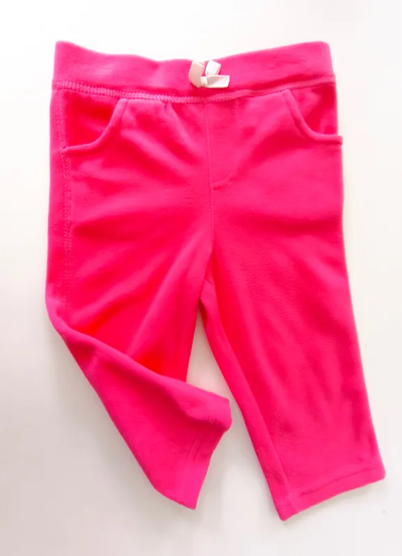 Jogging. carter's. talle: 9 meses.