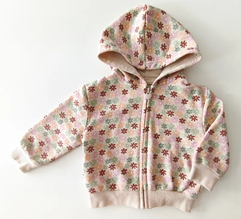 Conjunto deportivo. h&g. talle: 9 - 12 meses.