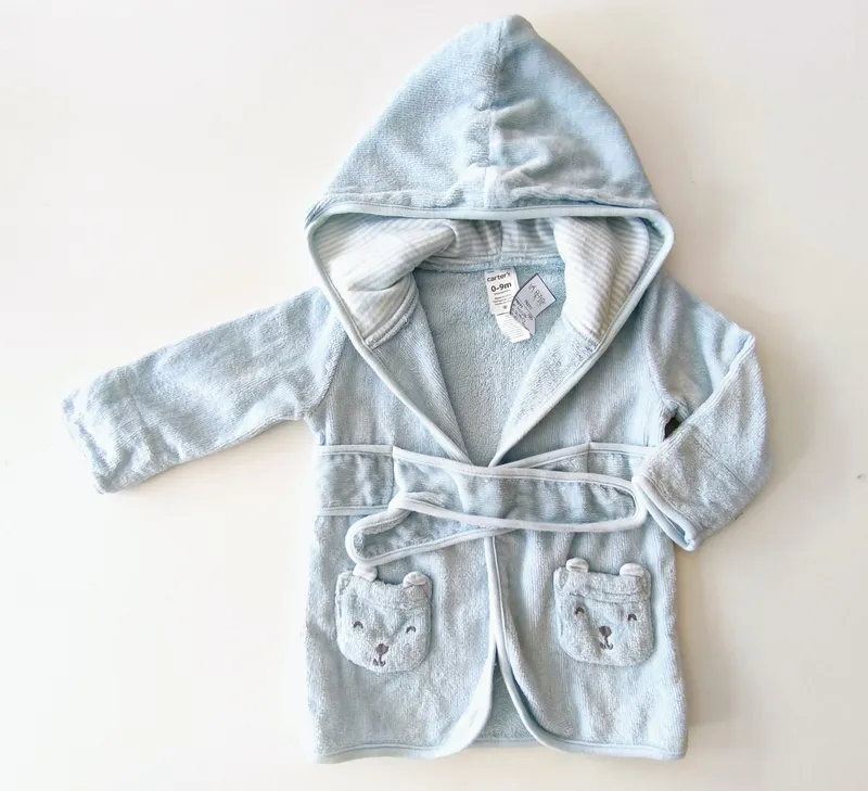 Batita de baño. carter's. talle: 0 - 9 meses.