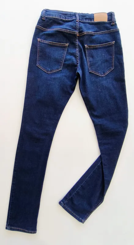 Jean. denim collection. talle: 11 - 12.