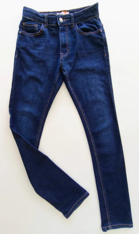 Jean. denim collection. talle: 11 - 12.