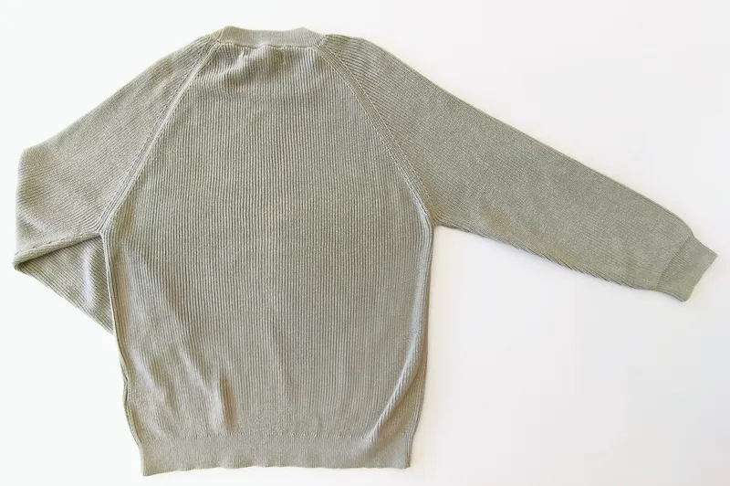 Sweater. zara. talle: 9 - 10.