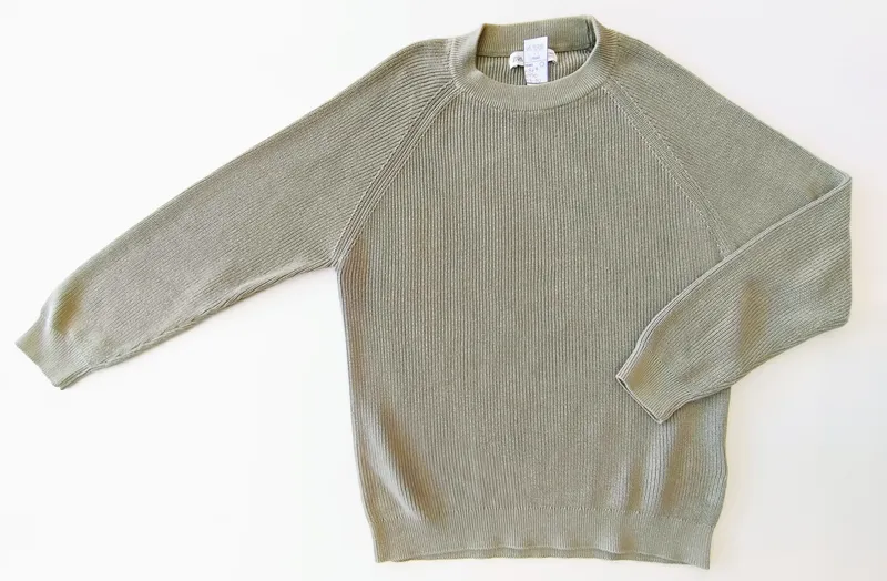 Sweater. zara. talle: 9 - 10.