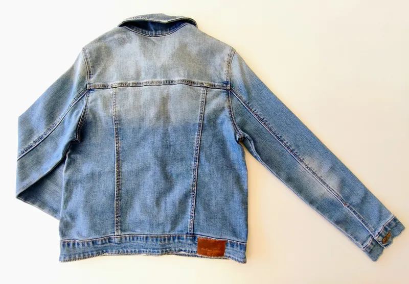 Campera. zara. talle: 11 - 12.