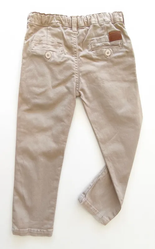 Pantalón. sky blue. talle: 4.