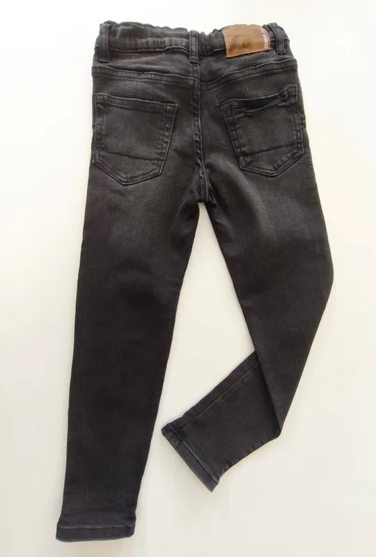 Jean. zara. talle: 7.