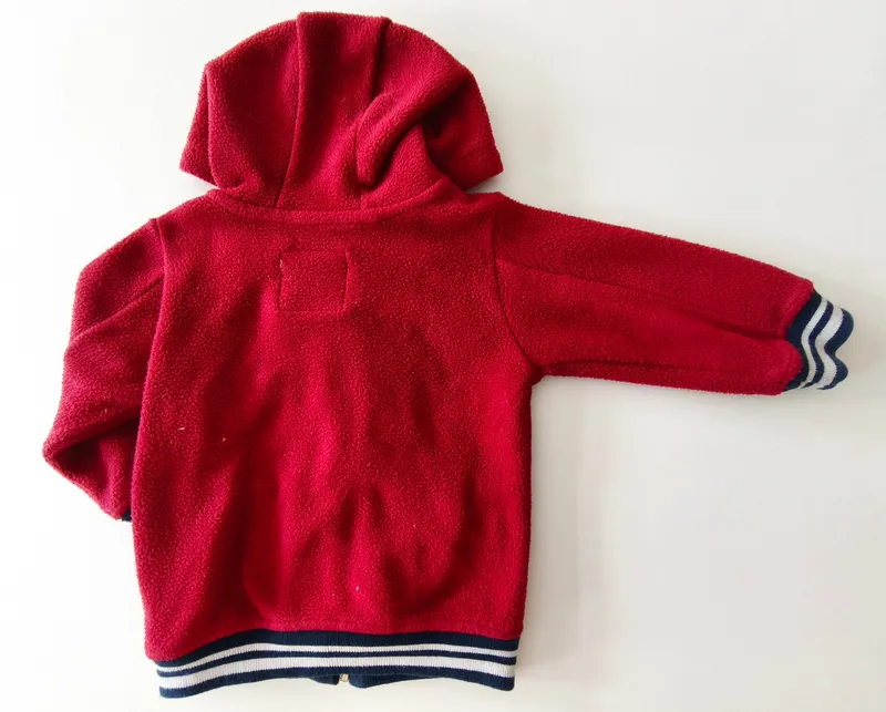 Campera. cheeky. talle: 9 - 12 meses.