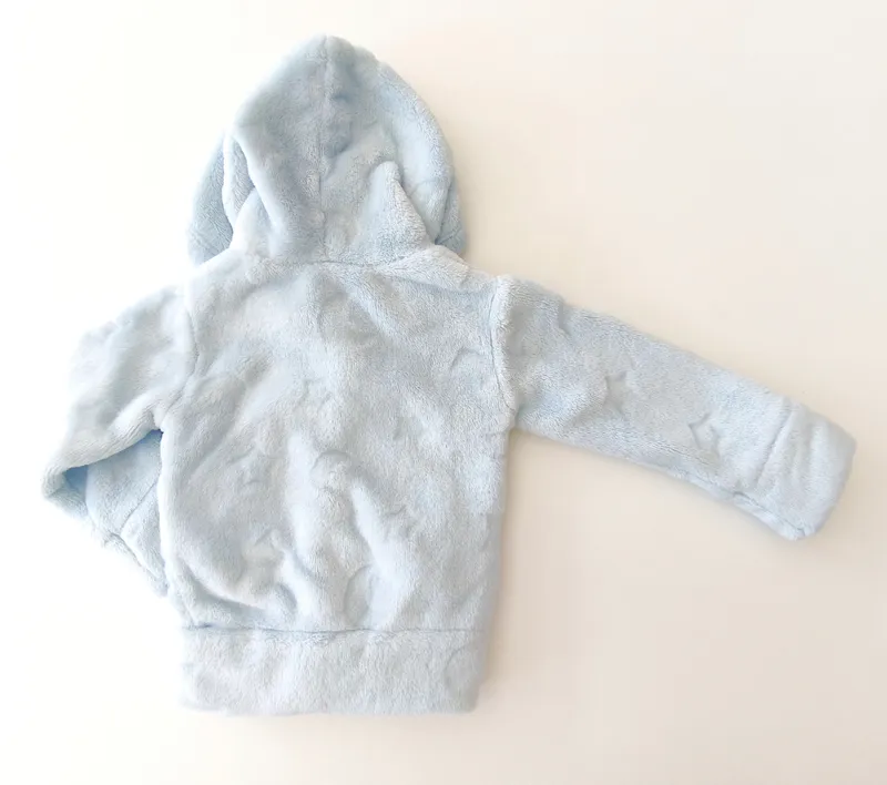 Conjunto de polar. talle: 0 - 3 meses.