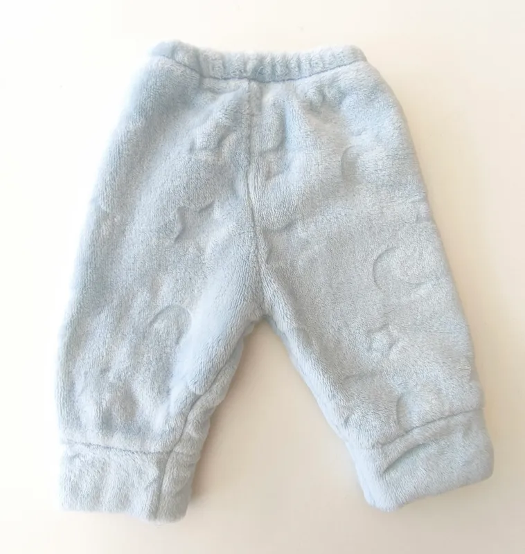 Conjunto de polar. talle: 0 - 3 meses.