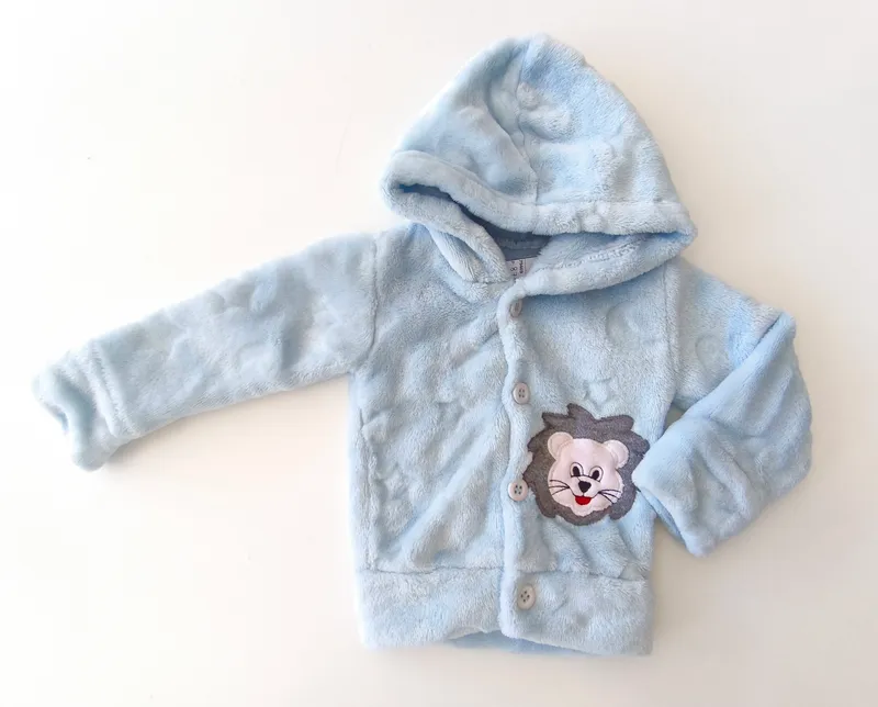 Conjunto de polar. talle: 0 - 3 meses.
