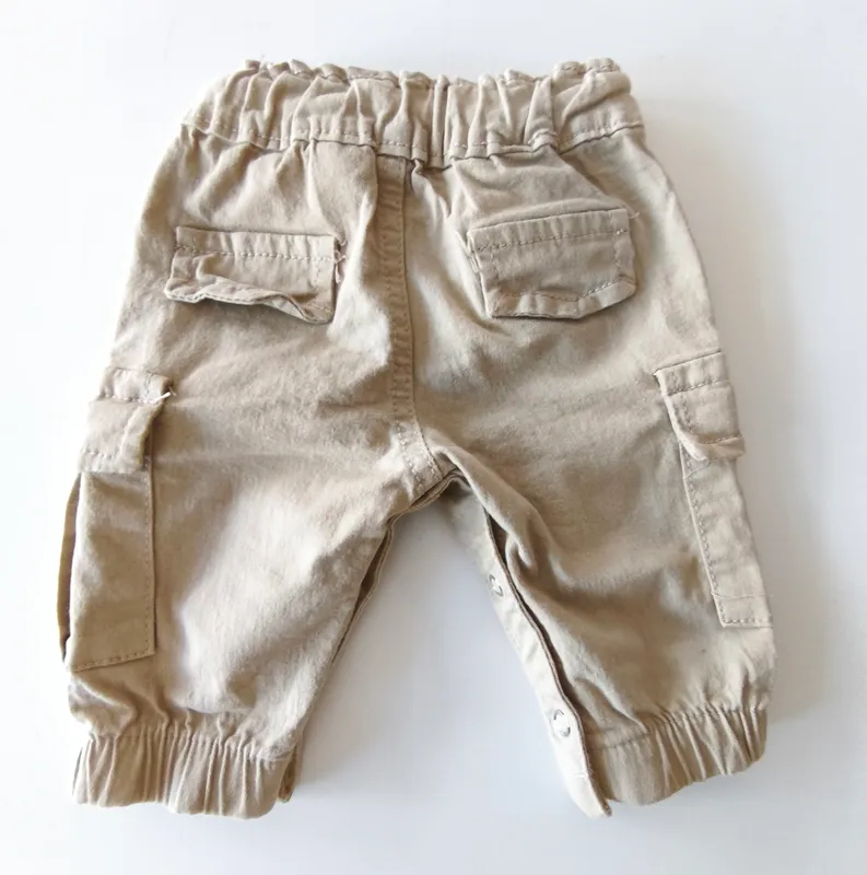 Pantalón. creaciones nilde. talle: 0 - 3 meses.