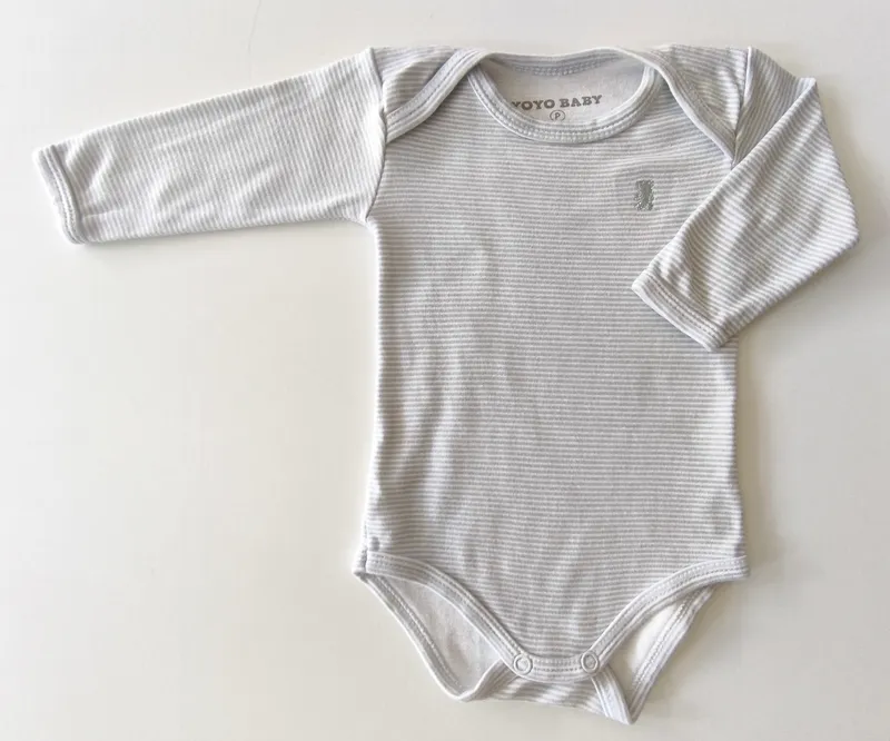 Body manga larga. yoyo baby. talle: 0 - 3 meses.