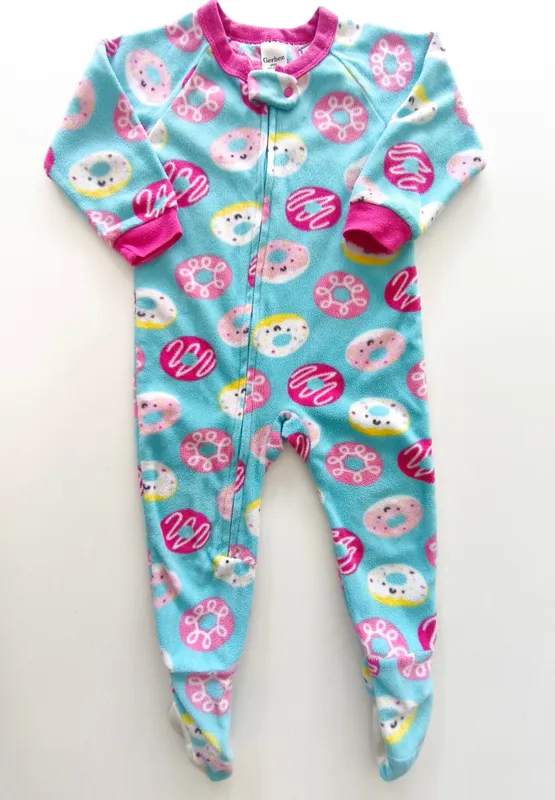 Pijama enterito. gerber. talle: 24 meses.