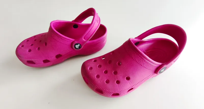 Crocs. crocs. talle: j1/32 - 33.