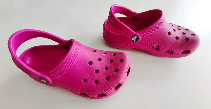 Crocs. crocs. talle: j1/32 - 33.