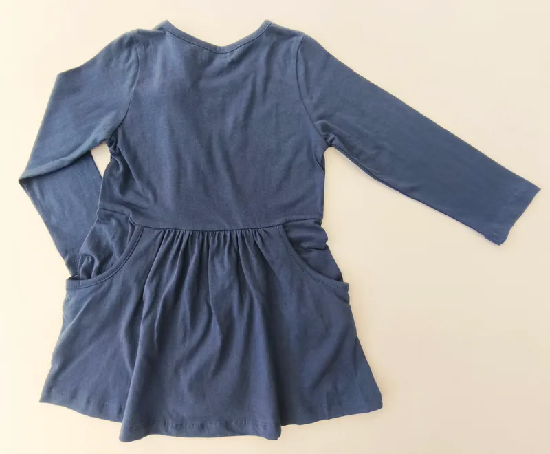 Vestido manga larga. bas. talle: 4.