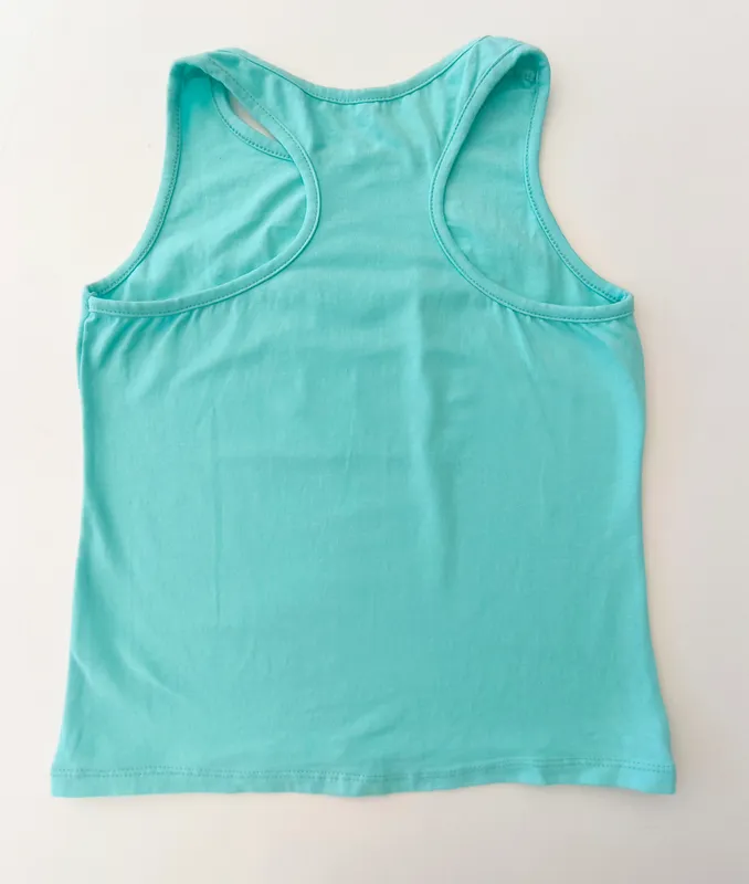 Musculosa. plz. talle: 12.