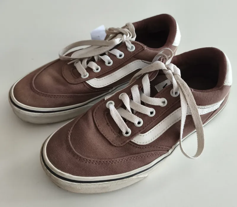 Championes. vans. talle: 36 eur.