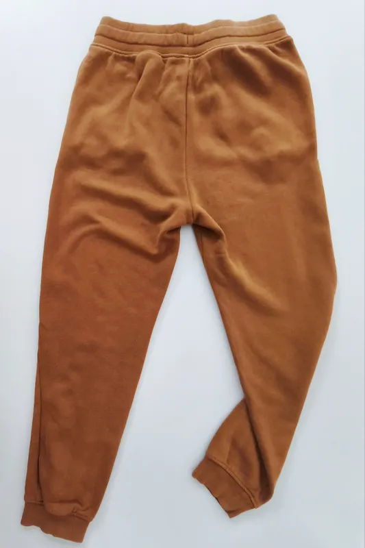Jogging. h&m. talle: 11 - 12.