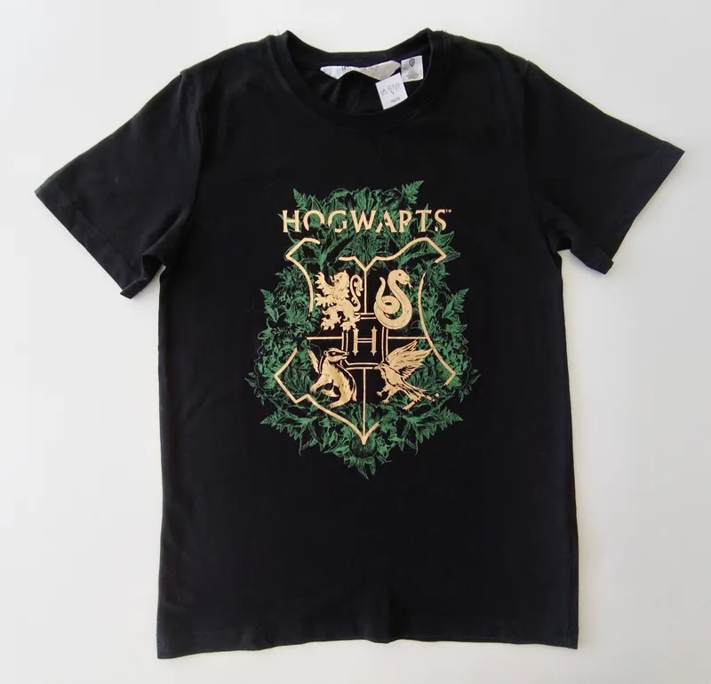 Remera manga corta. h&m. talle: 9 - 10.