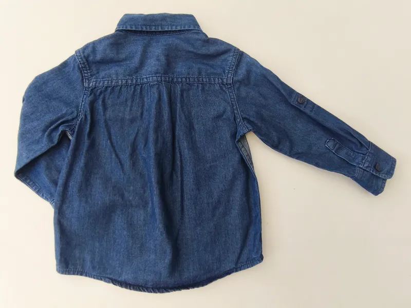 Camisa manga larga. gap. talle: 2.