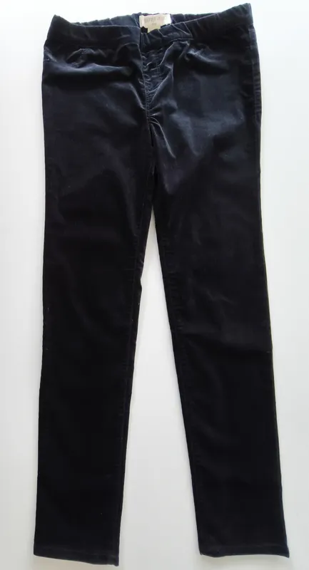 Jean simil gamuza. Forever 21. Talle: 11-12.