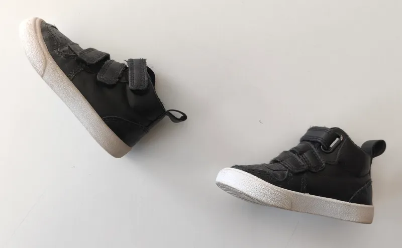 Botas deportivas. Mimo&Co. Talle: 22-23.