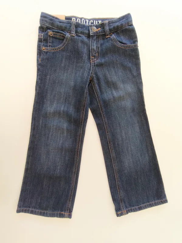 Jean. Bootcut. Talle 4.