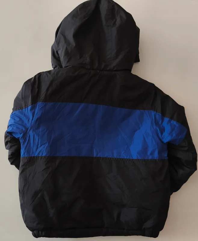 campera. Nautica. Talle 5 - 6.