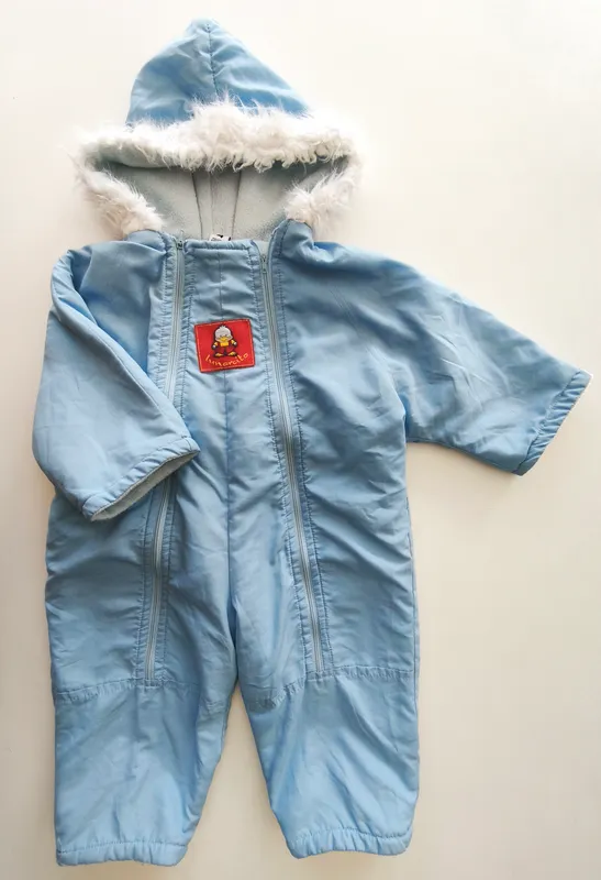 Astronauta. Talle: 12M. 