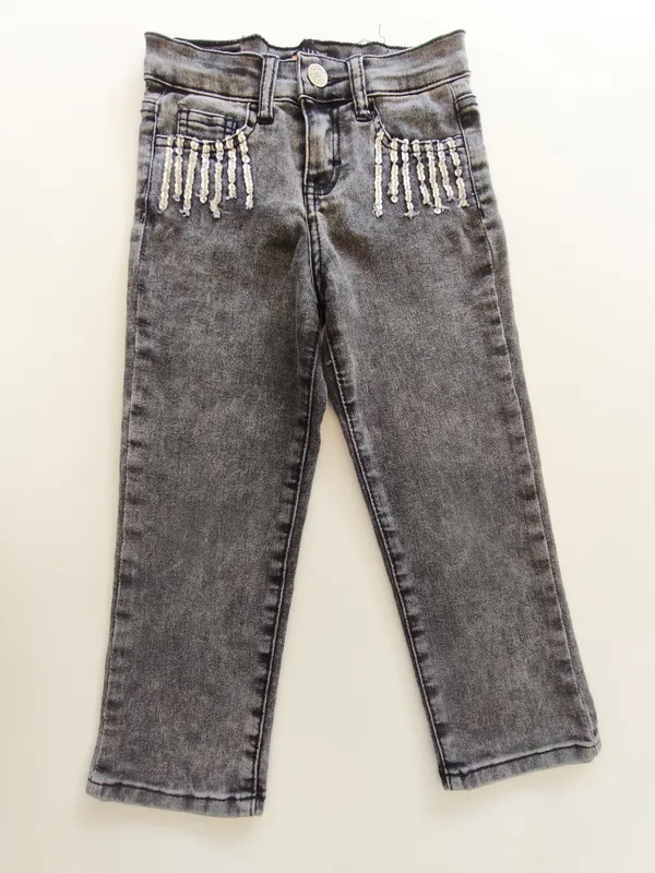 pantalon. Cuidado con el perro. Talle 4.