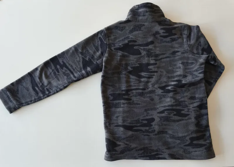Campera de polar. Columbia. Talle: 10-12.