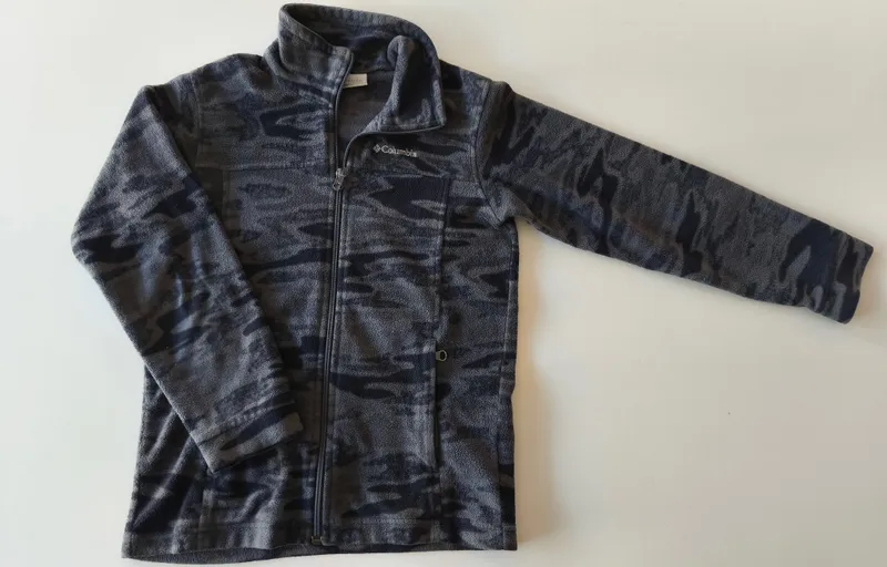 Campera de polar. Columbia. Talle: 10-12.