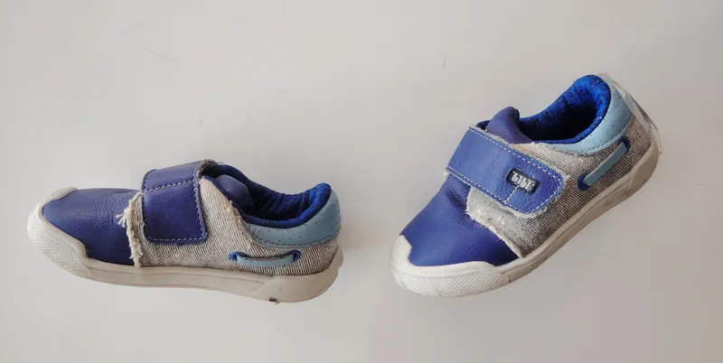Zapatillas. Bibi. Talle 23 Eur.
