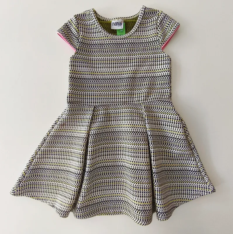 Vestido manga corta. Nanai. Talle: 4