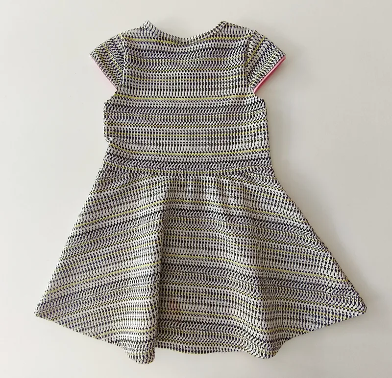 Vestido manga corta. Nanai. Talle: 4