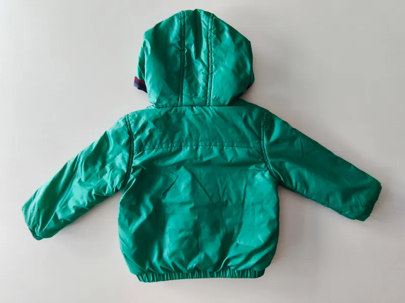 Campera. Sky blue. Talle: 9 - 12 meses. 