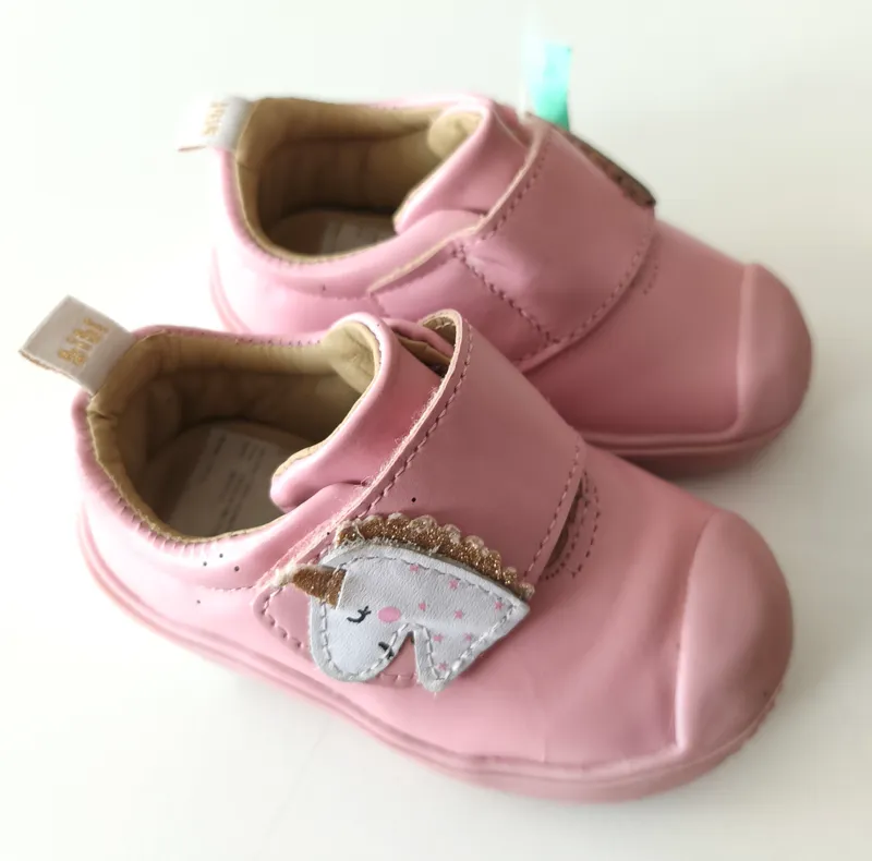zapatitos. Bibi. Talle 19 Eur.