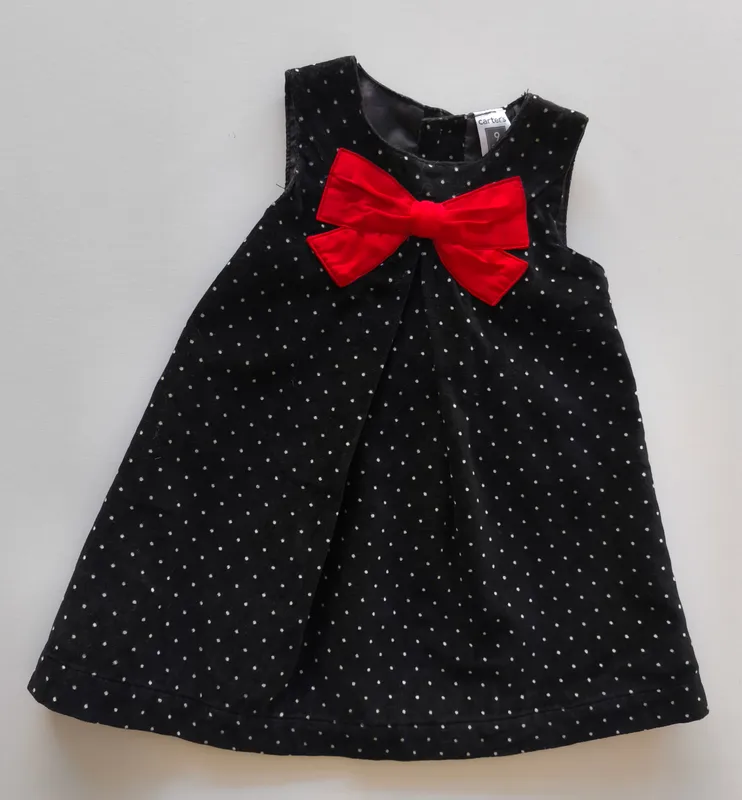 Vestido de pana. Carter's. Talle: 9M. 