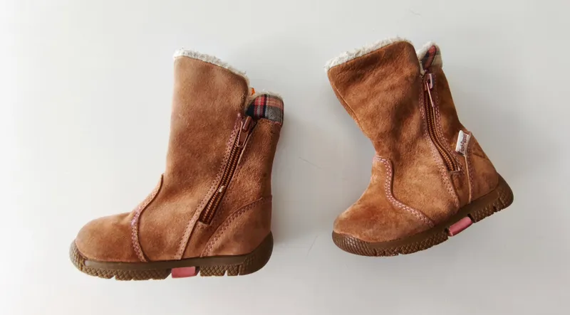 Bota. Hush Puppies. Talle 20.