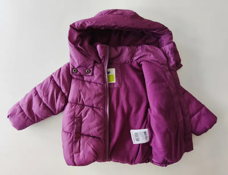 campera. Bas. Talle: 6 - 9 meses. 