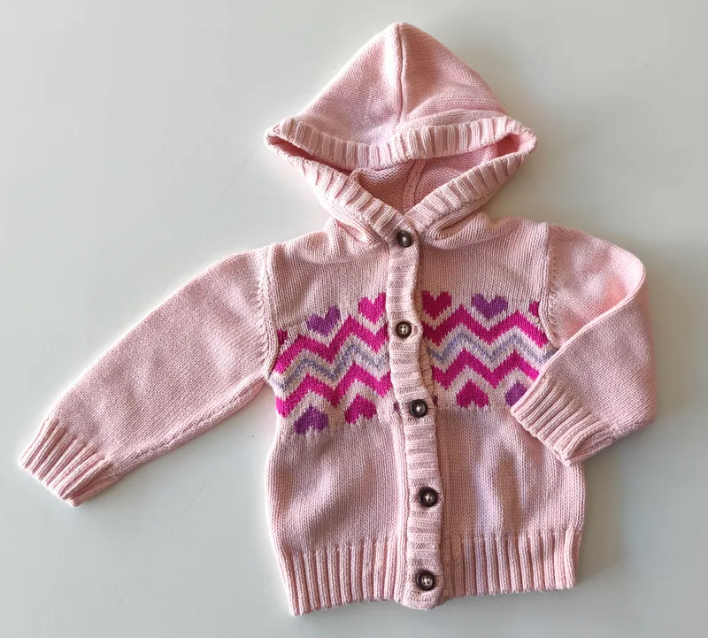 saco tejido rosado. Bas. Talle 6 meses.