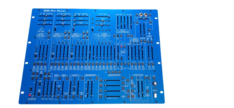 Sintetizador semimodular behringer blue marvin