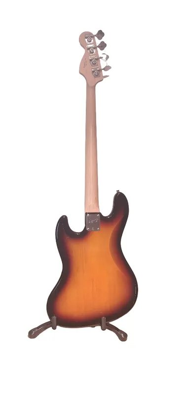 Bajo squier affinity jazz bass