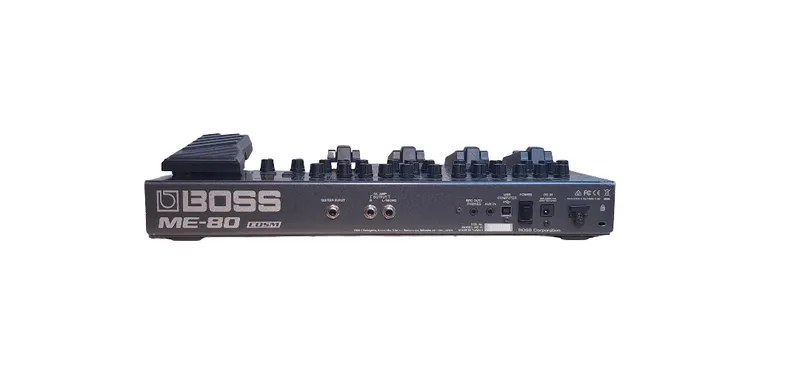 Pedal multiefecto boss me80