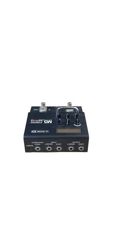 Pedal multiefecto line 6 m5