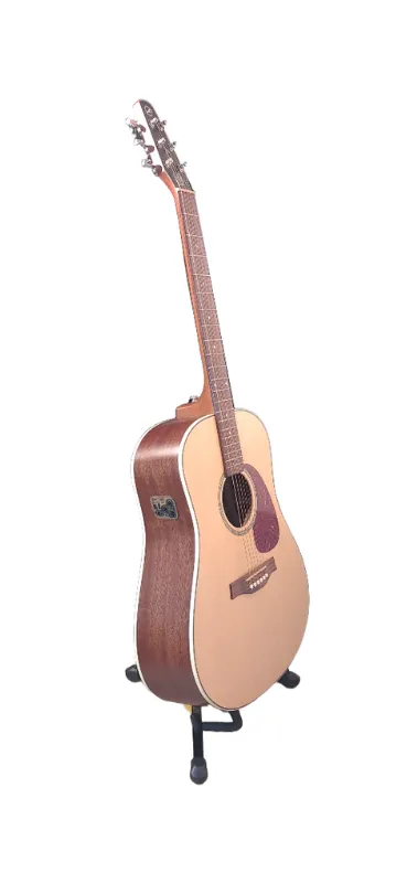 Guitarra electroacustica seagull maritime con estuche