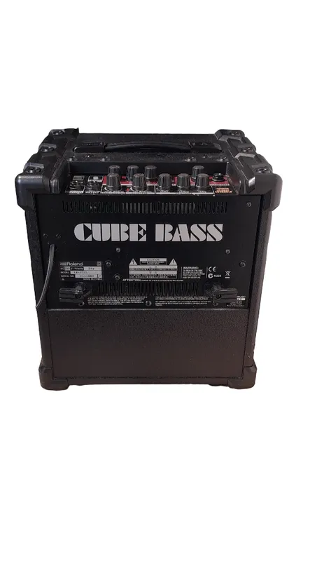 AMPLIFICADOR ROLAND CUBE BASS 20XL