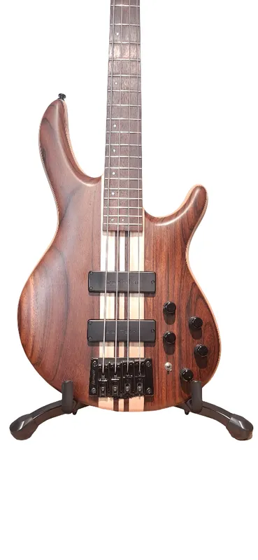Bajo cort a4 ultra rwas